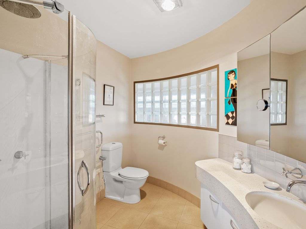 4 Travers Lane, Howth Expressions of Interest by Farmbuy.com - image 14