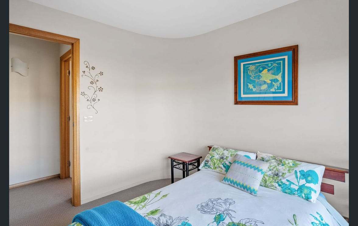 4 Travers Lane, Howth For Sale by Farmbuy.com - image 18