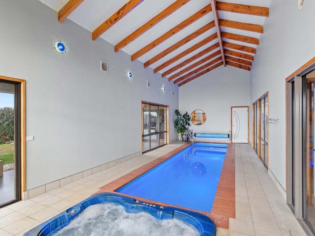 4 Travers Lane, Howth Expressions of Interest by Farmbuy.com - image 21