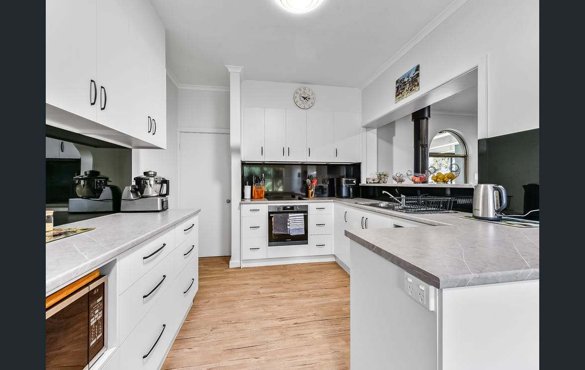 281 Crower Road, Avenue Range For Sale by Farmbuy.com - image 15