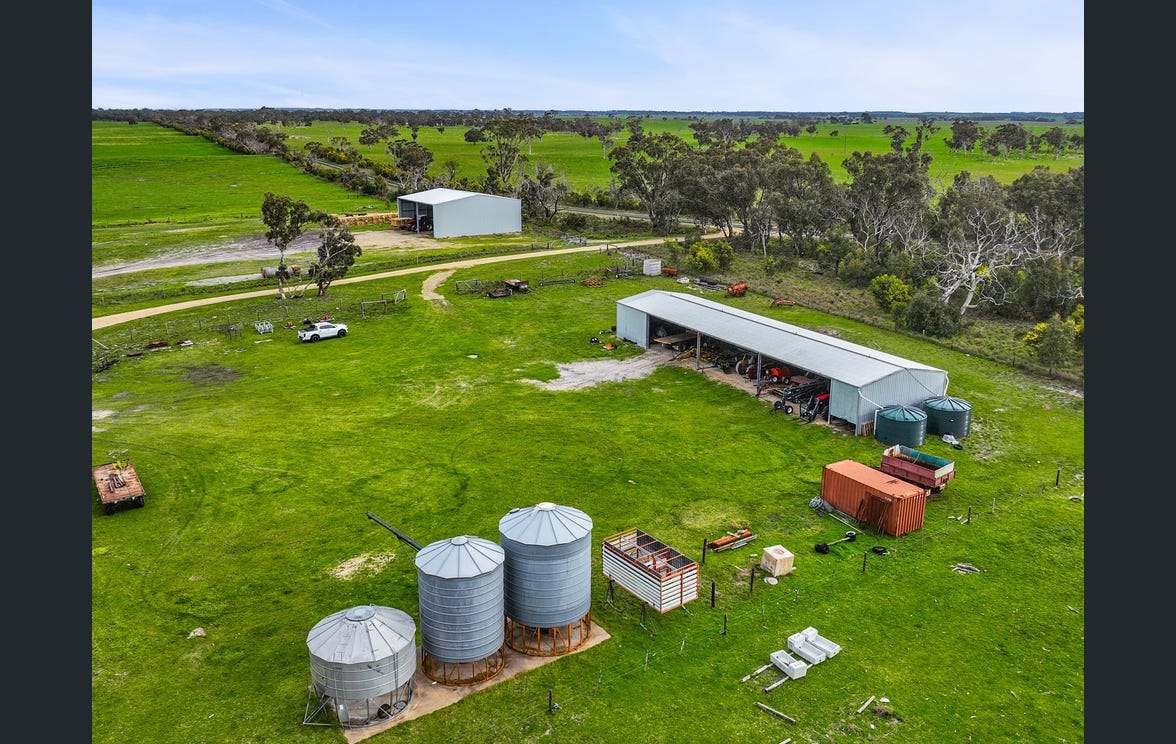 281 Crower Road, Avenue Range For Sale by Farmbuy.com - image 12