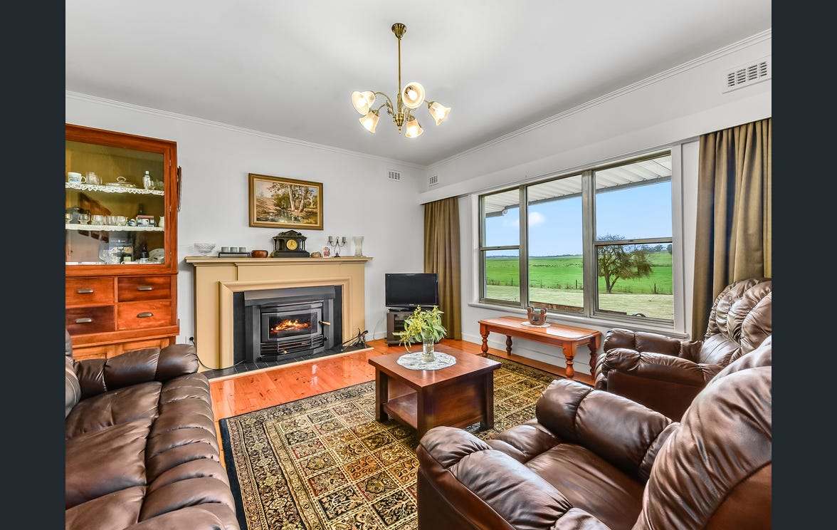 281 Crower Road, Avenue Range For Sale by Farmbuy.com - image 19