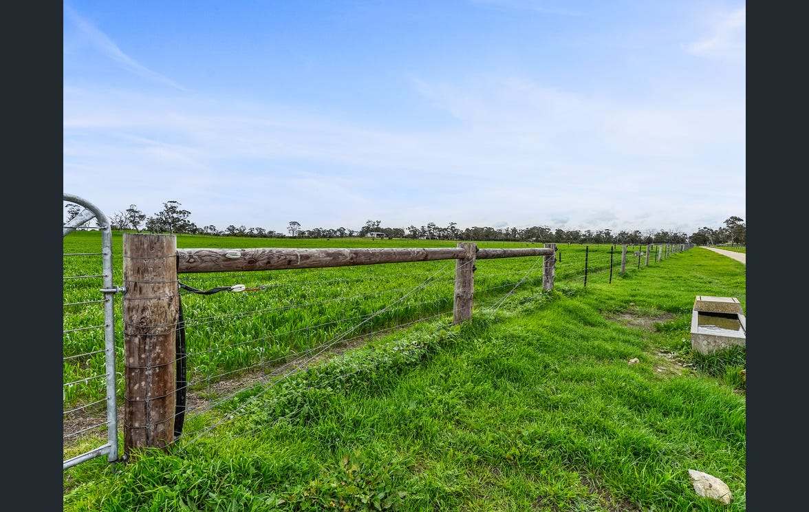 281 Crower Road, Avenue Range For Sale by Farmbuy.com - image 31
