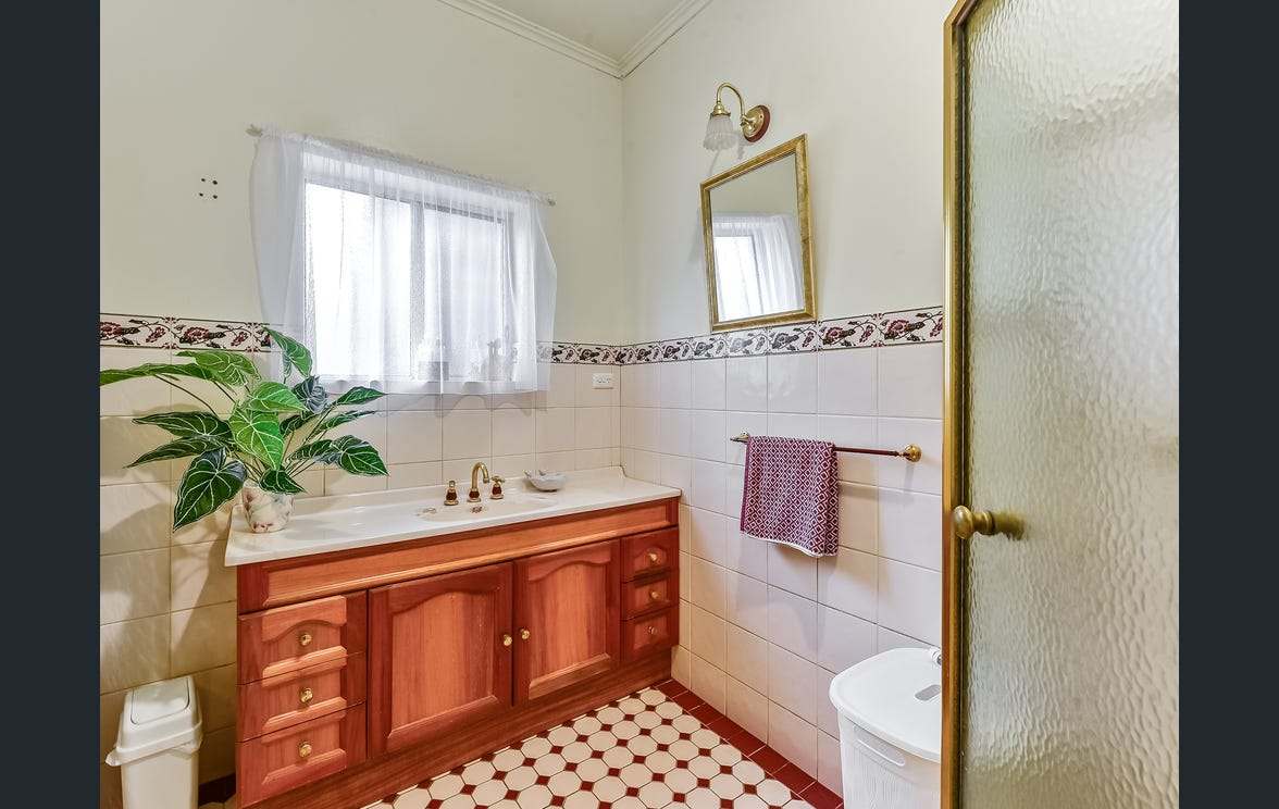 281 Crower Road, Avenue Range For Sale by Farmbuy.com - image 22