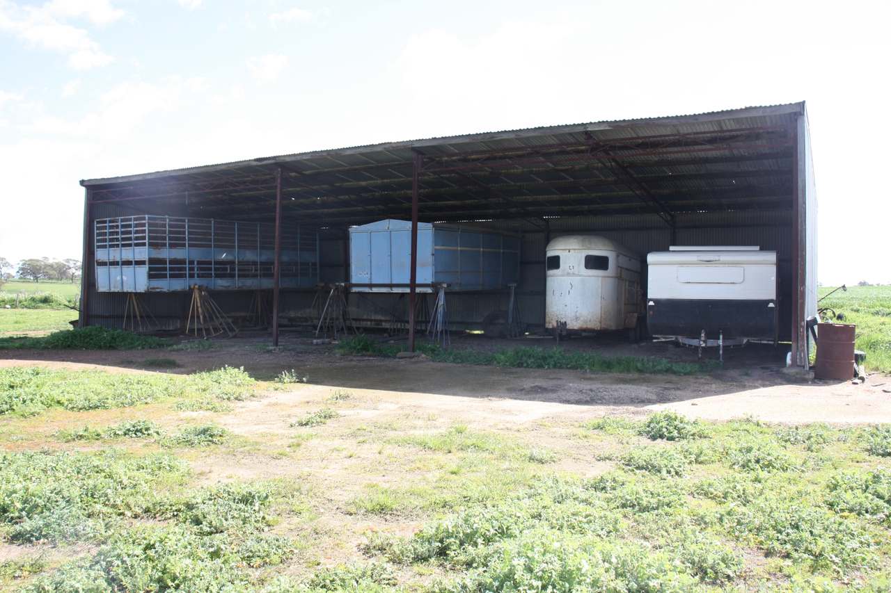Glentromie-Yerecoin Road, Yerecoin For Sale by Farmbuy.com - image 6