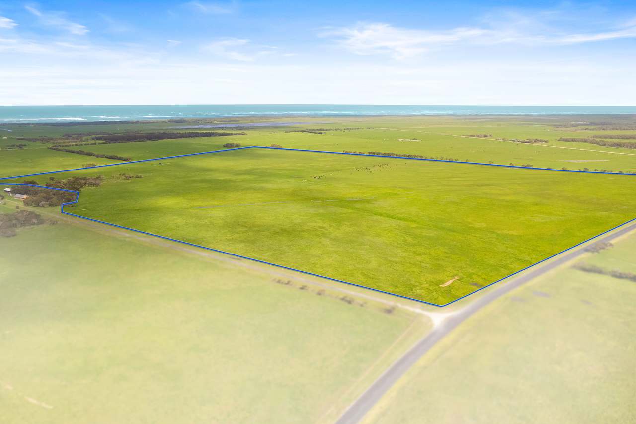 Lot 1, 1052 Meyers Road, Cape Douglas For Sale by Farmbuy.com - image 3