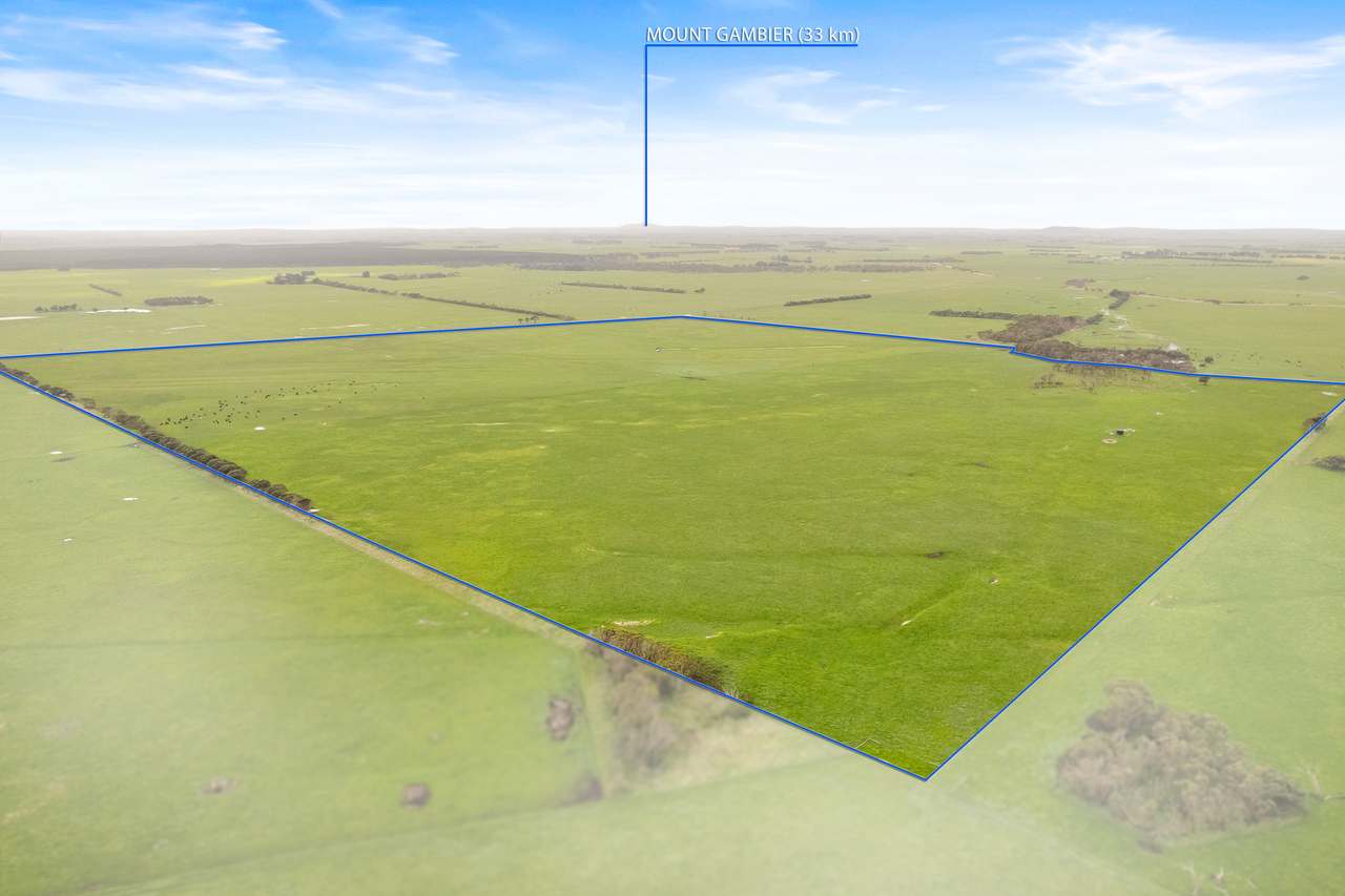 Lot 1, 1052 Meyers Road, Cape Douglas For Sale by Farmbuy.com - image 2