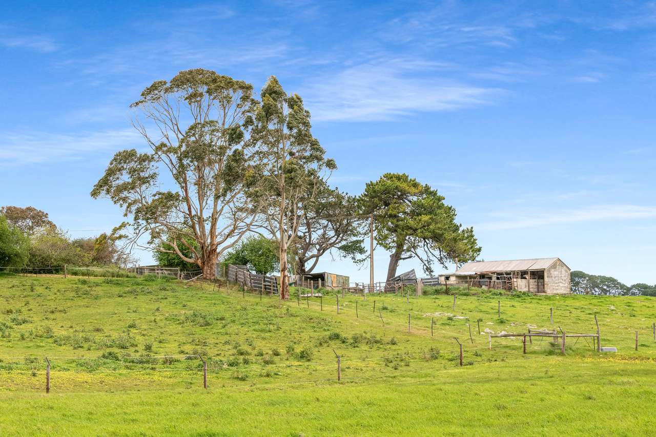 77 Furness Road, Wandilo For Sale by Farmbuy.com - image 11