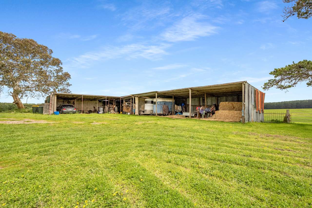 77 Furness Road, Wandilo For Sale by Farmbuy.com - image 7