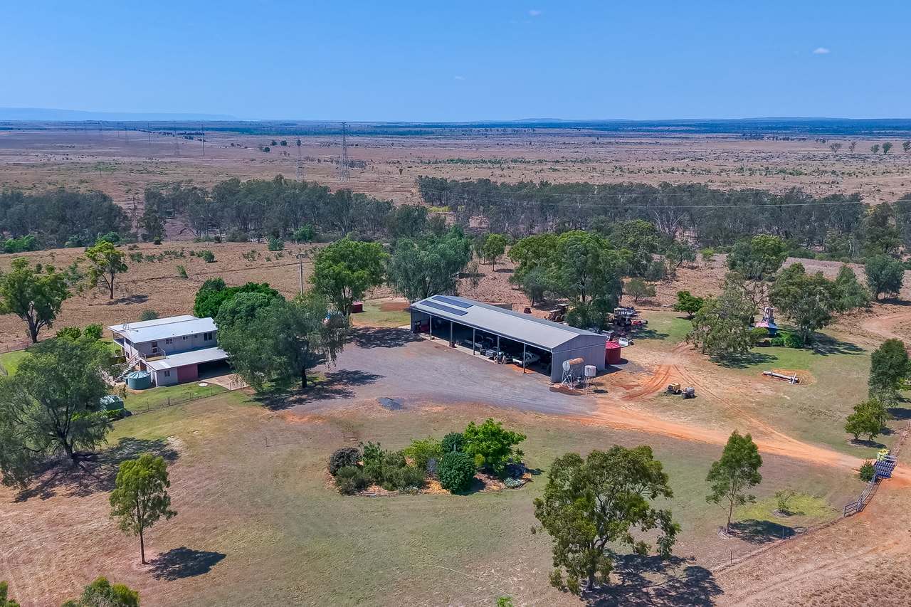 2365 Riley’s Crossing Road, Comet  Auction by Farmbuy.com - image 14