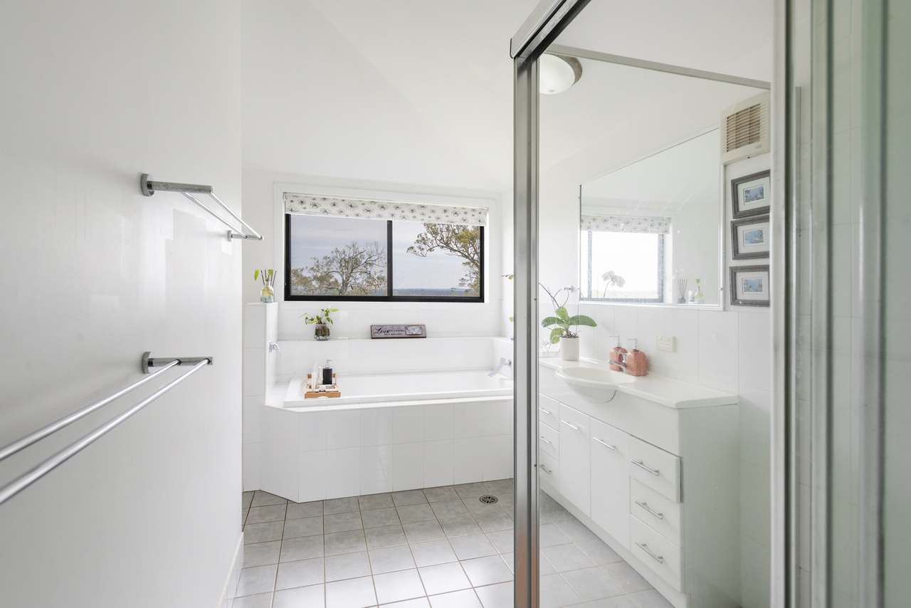 2351 Lawrence Road , Lower Southgate Auction by Farmbuy.com - image 15