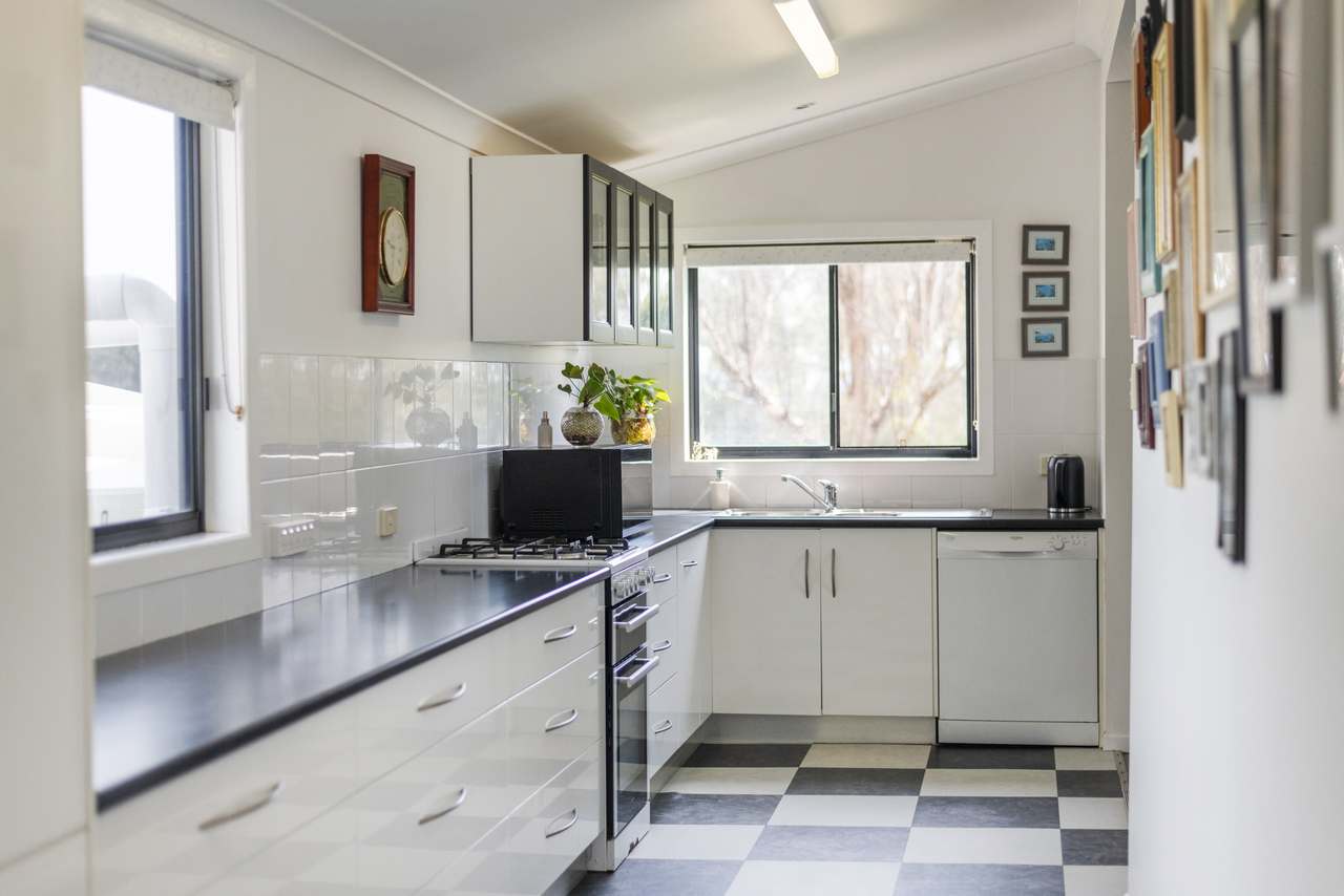 2351 Lawrence Road , Lower Southgate Auction by Farmbuy.com - image 11