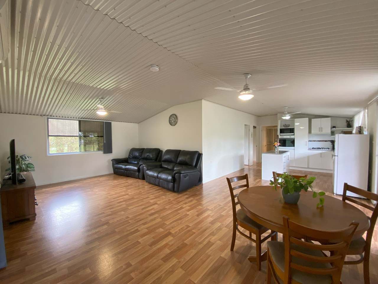 10 Kellys lane, Tiaro For Sale by Farmbuy.com - image 8