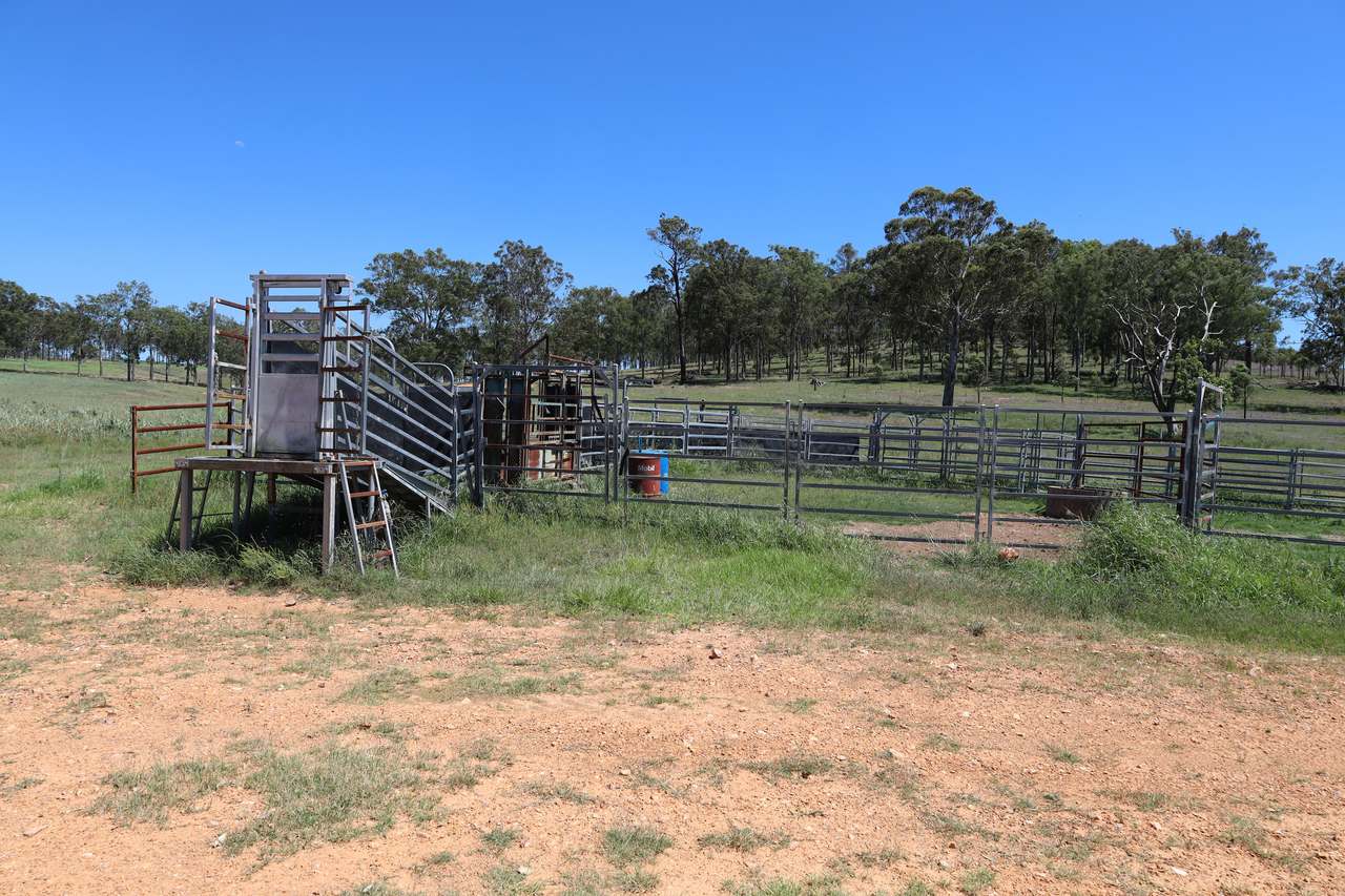 250 Heights Road, Nanango For Sale by Farmbuy.com - image 16