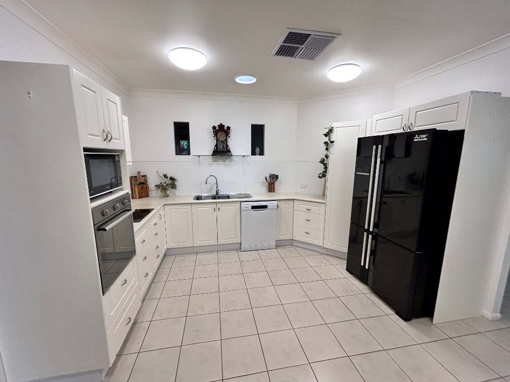 190 Old Dalrymple Road, Breddan For Sale by Farmbuy.com - image 4