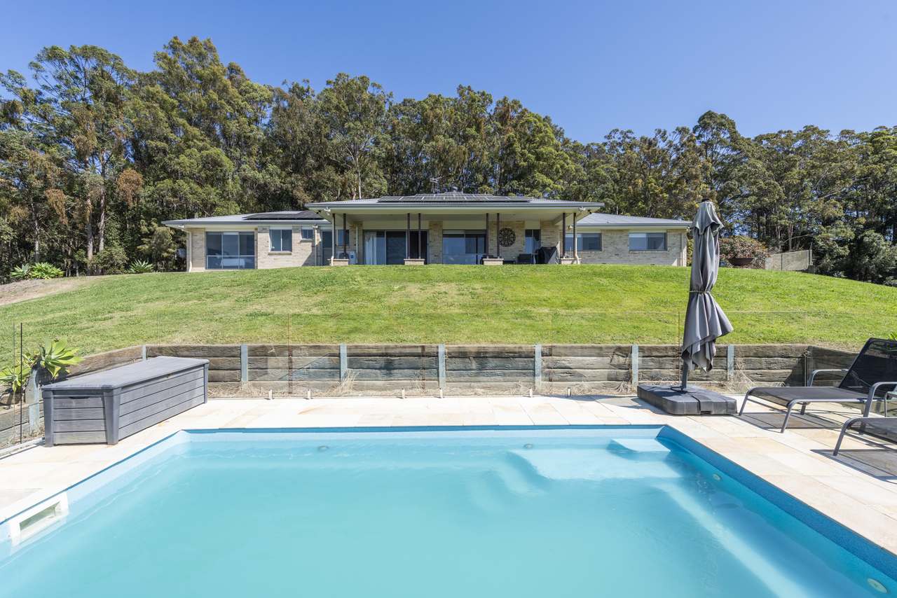 25 Coldwater Creek Road, Nana Glen  For Sale by Farmbuy.com - image 1