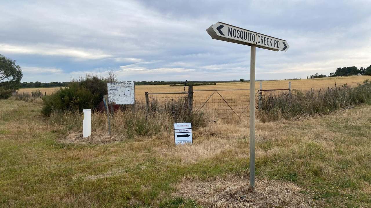 235 Mosquito Creek Road, French Island For Sale by Farmbuy.com - image 6