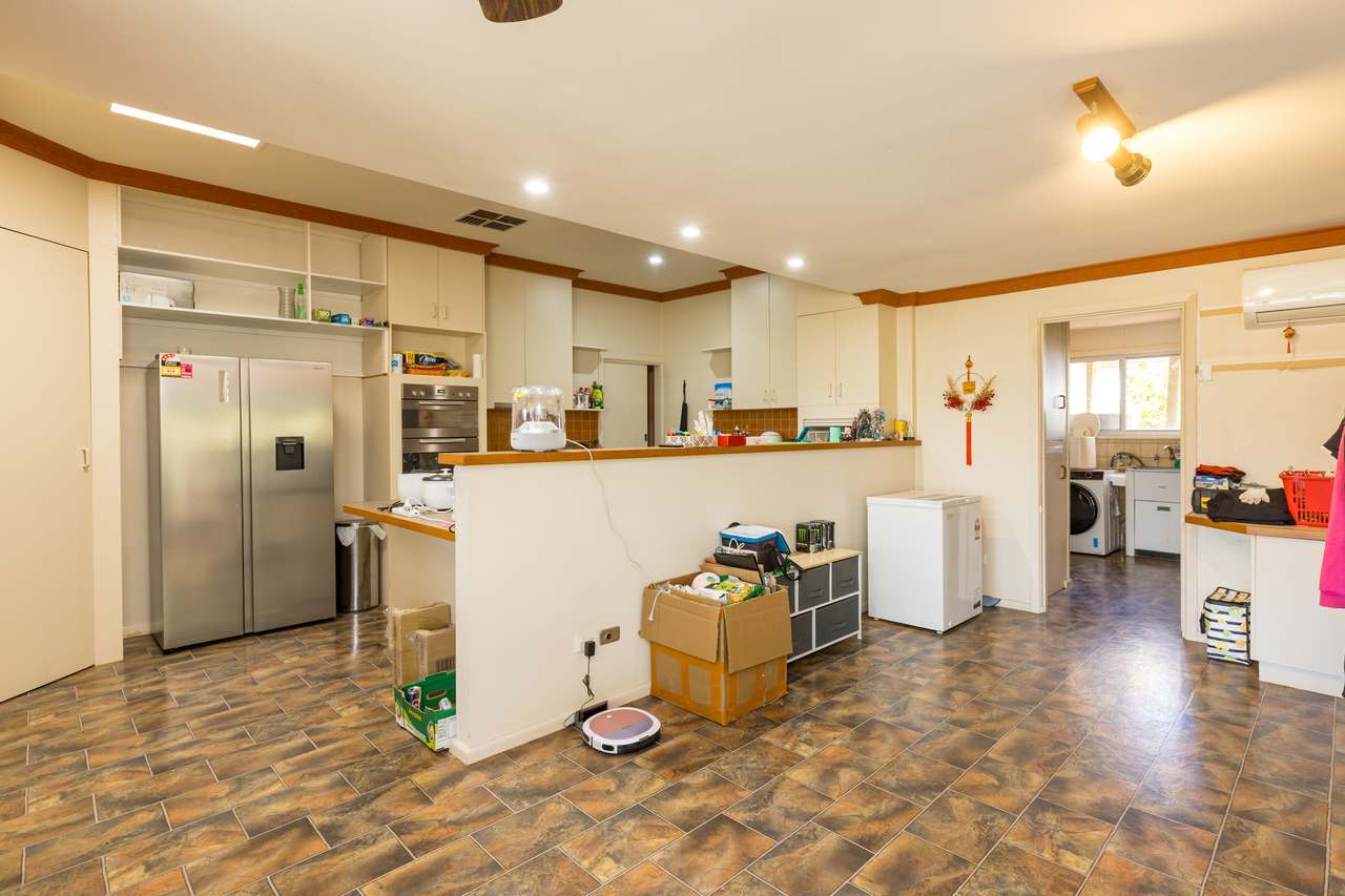 7 Leachs Road , Red Cliffs For Sale by Farmbuy.com - image 19