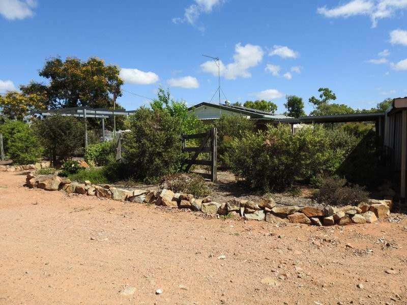 27 Beechcraft Court, Breddan For Sale by Farmbuy.com - image 24