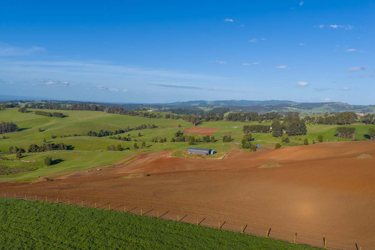 520 Foster Road, Boolarra South For Sale by Farmbuy.com - image 12