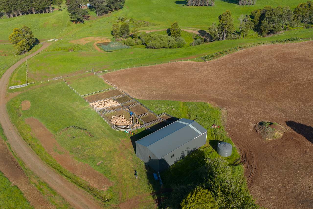 520 Foster Road, Boolarra South For Sale by Farmbuy.com - image 4