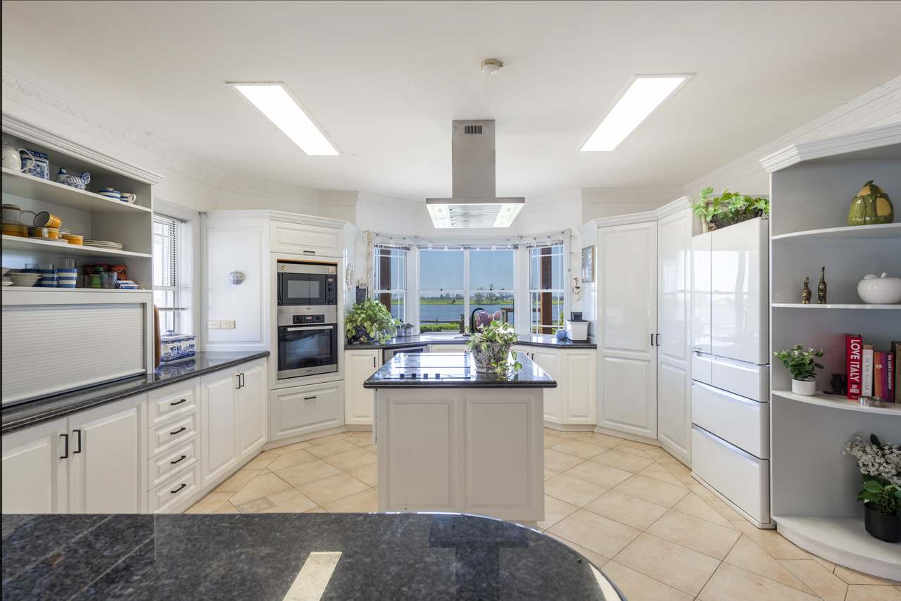 467 Great Marlow Road, Great Marlow For Sale by Farmbuy.com - image 9