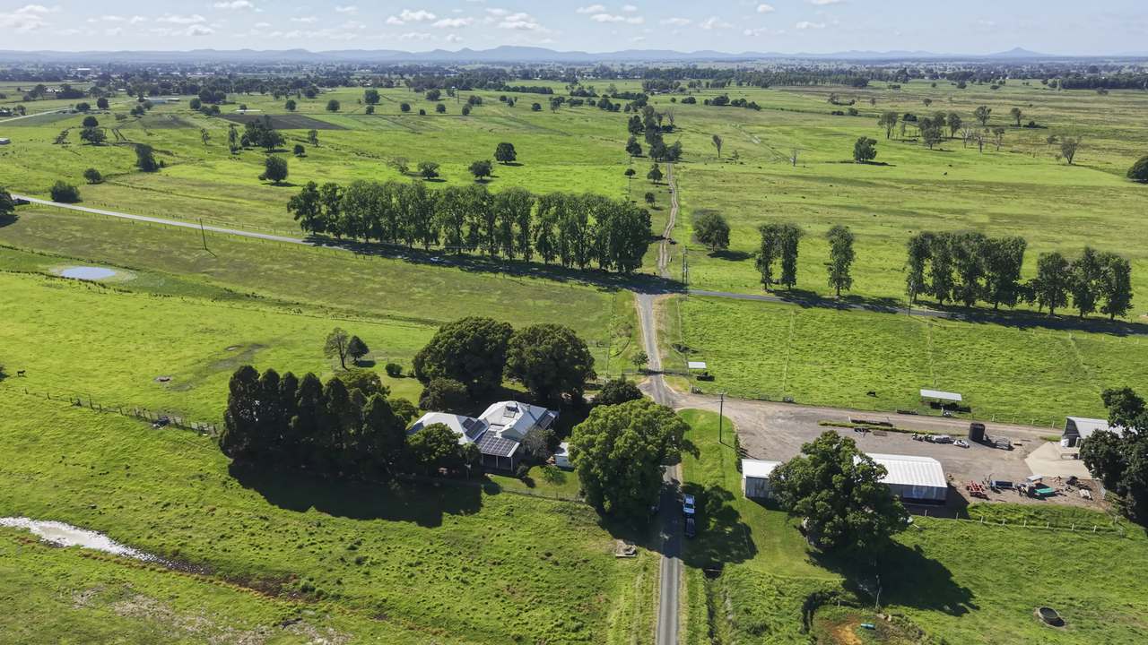 8 Four Farms Lane, Southgate For Sale by Farmbuy.com - image 2