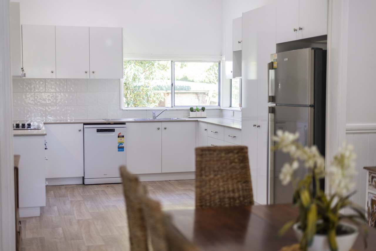 8 Four Farms Lane, Southgate For Sale by Farmbuy.com - image 10