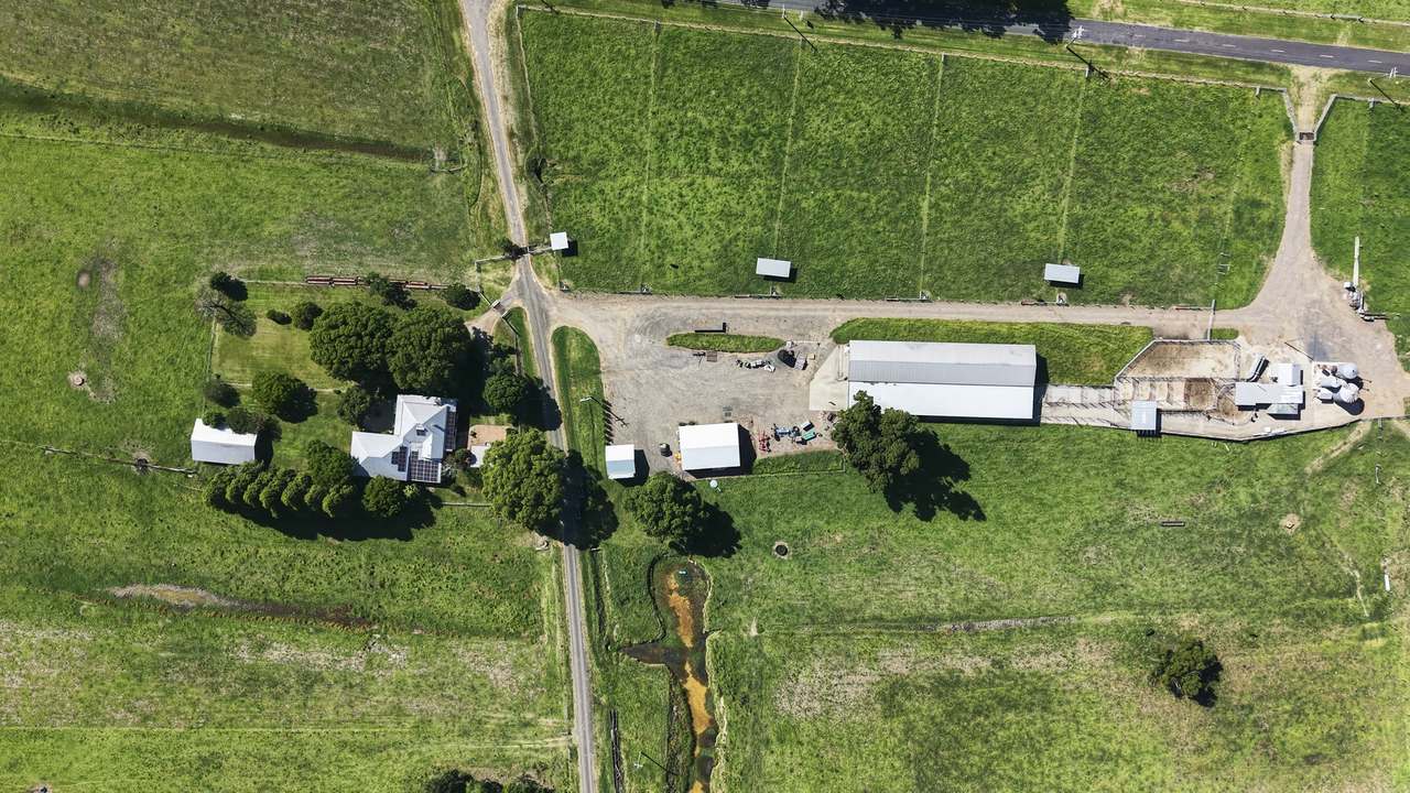 8 Four Farms Lane, Southgate For Sale by Farmbuy.com - image 6