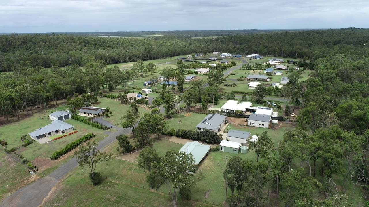 Lot Stage 8, Park Avenue, North Isis For Sale by Farmbuy.com - image 3