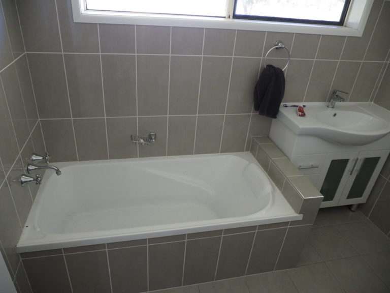 'Maralanna', CASTLE CREEK via Theodore For Sale by Farmbuy.com - image 63