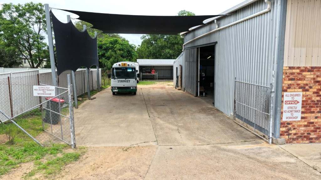 22 Rainbow Road, Charters Towers For Sale by Farmbuy.com - image 25