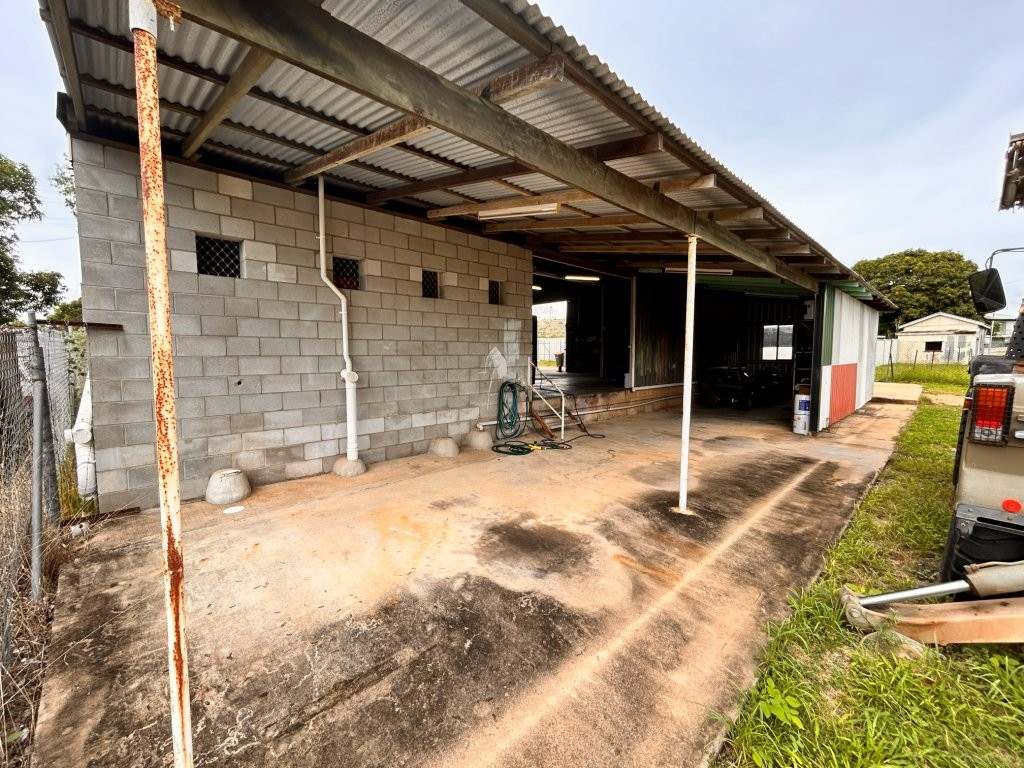 22 Rainbow Road, Charters Towers For Sale by Farmbuy.com - image 30