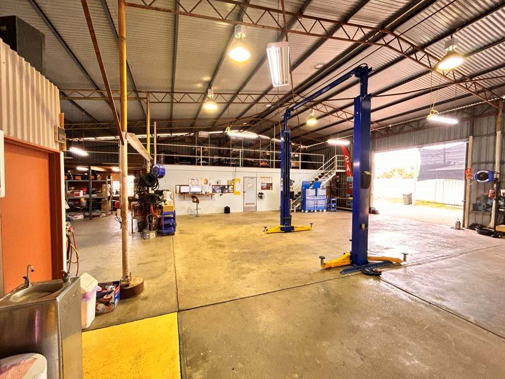 22 Rainbow Road, Charters Towers For Sale by Farmbuy.com - image 16