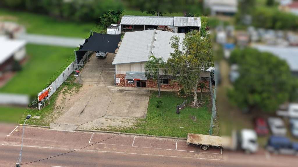 22 Rainbow Road, Charters Towers For Sale by Farmbuy.com - image 5