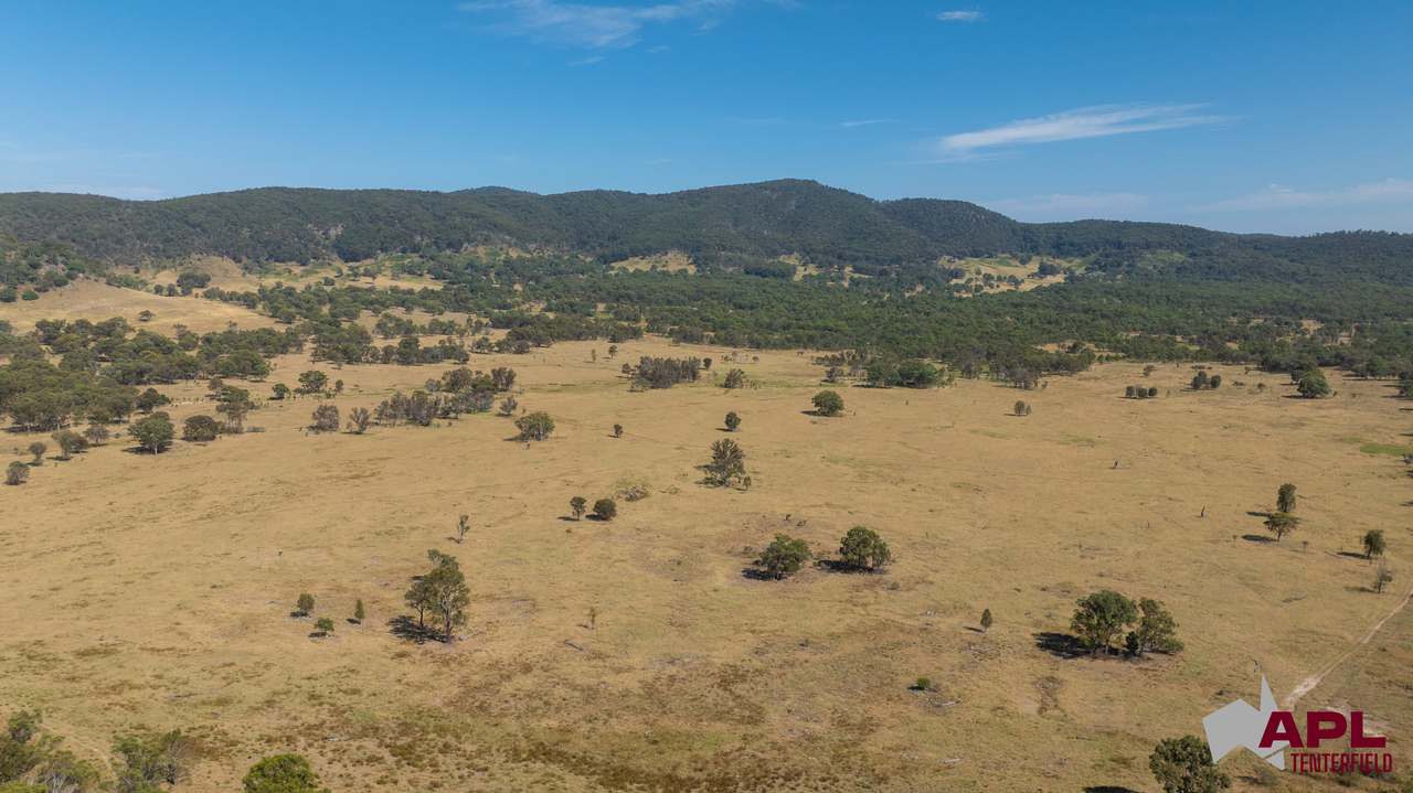 1696 & 1799 New England Highway, Tenterfield Auction by Farmbuy.com - image 15