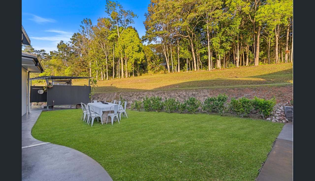 53 Guludu Close, Danbulla For Sale by Farmbuy.com - image 33