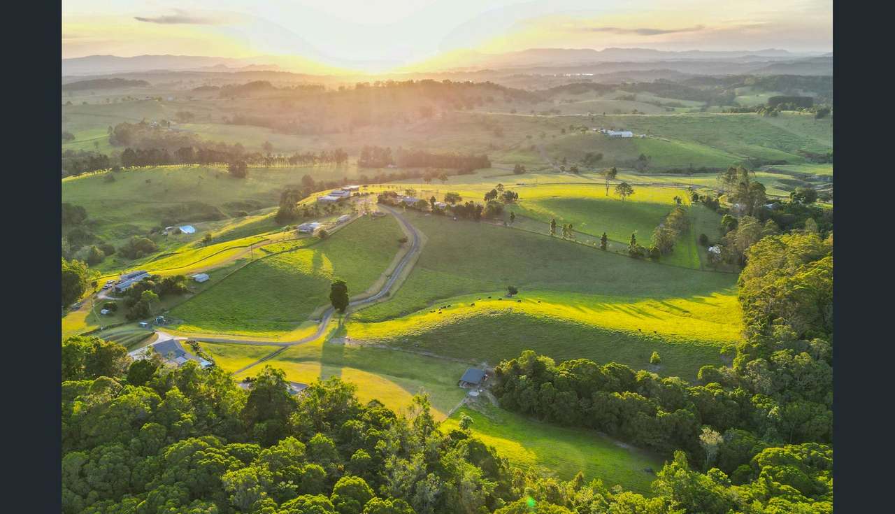 53 Guludu Close, Danbulla For Sale by Farmbuy.com - image 14