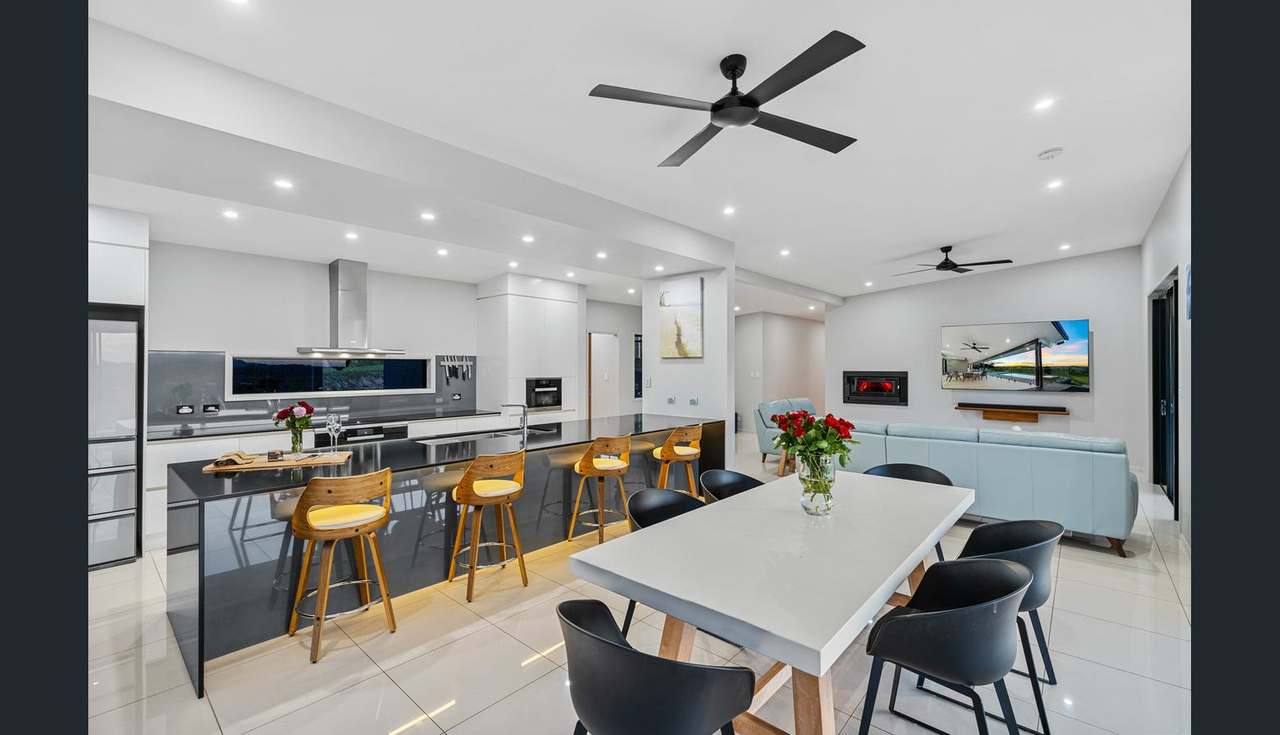 53 Guludu Close, Danbulla For Sale by Farmbuy.com - image 2