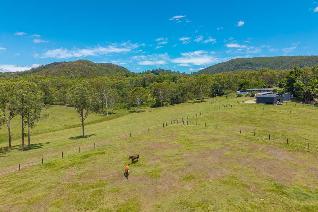 437 Kropp Road, Woodford For Sale by Farmbuy.com - image 27