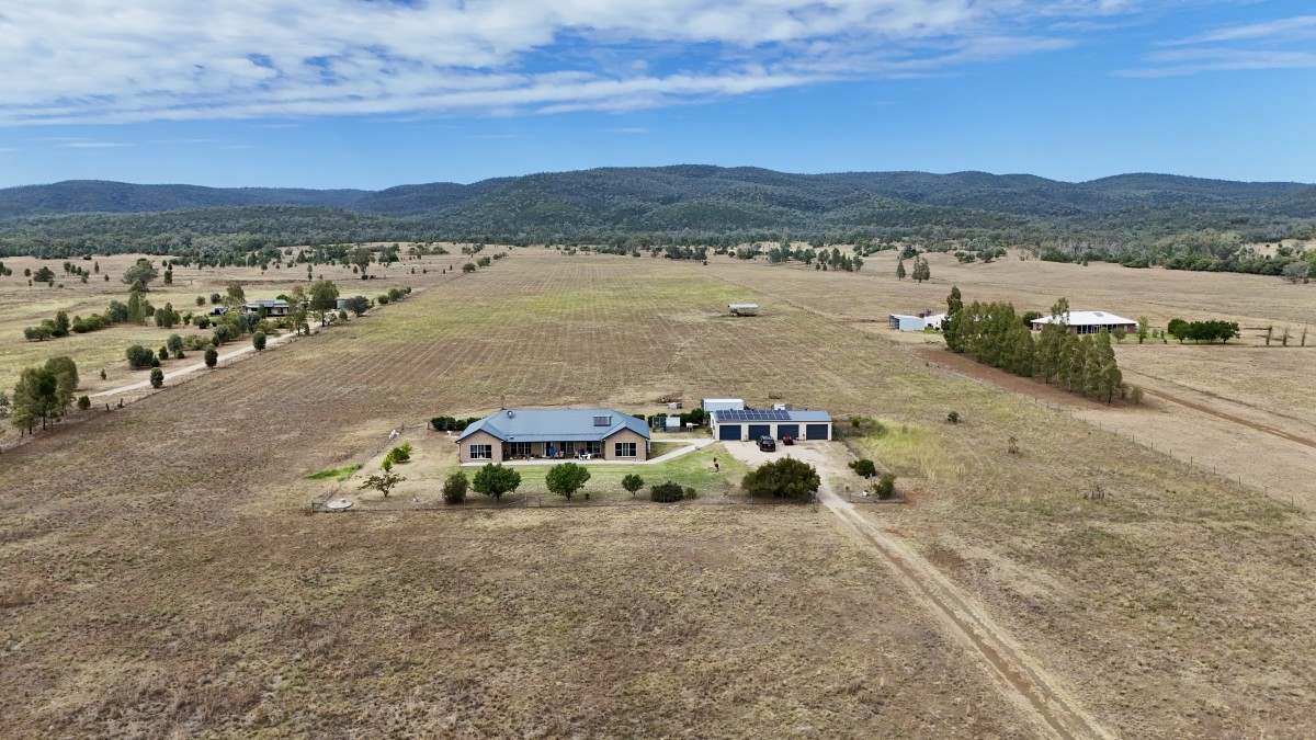 4104 Elcombe Road, Bingara For Sale by Farmbuy.com - image 4