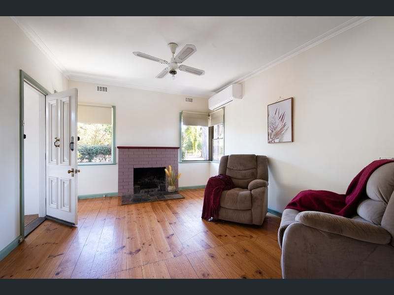 30 Chapel Street, Maldon For Sale by Farmbuy.com - image 2