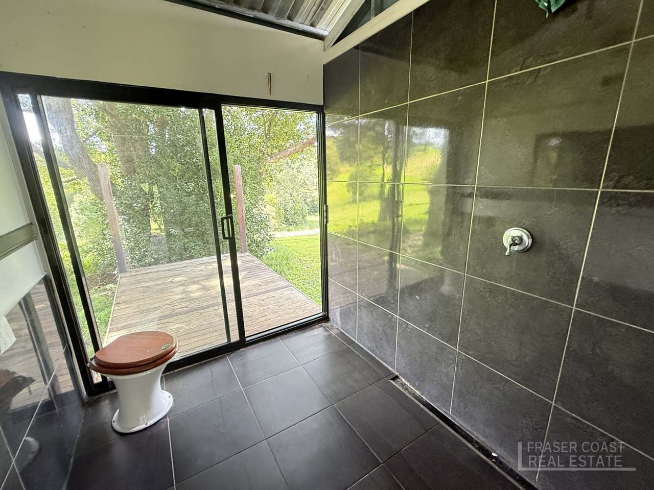 27 Tatnell Road, North Deep Creek For Sale by Farmbuy.com - image 30
