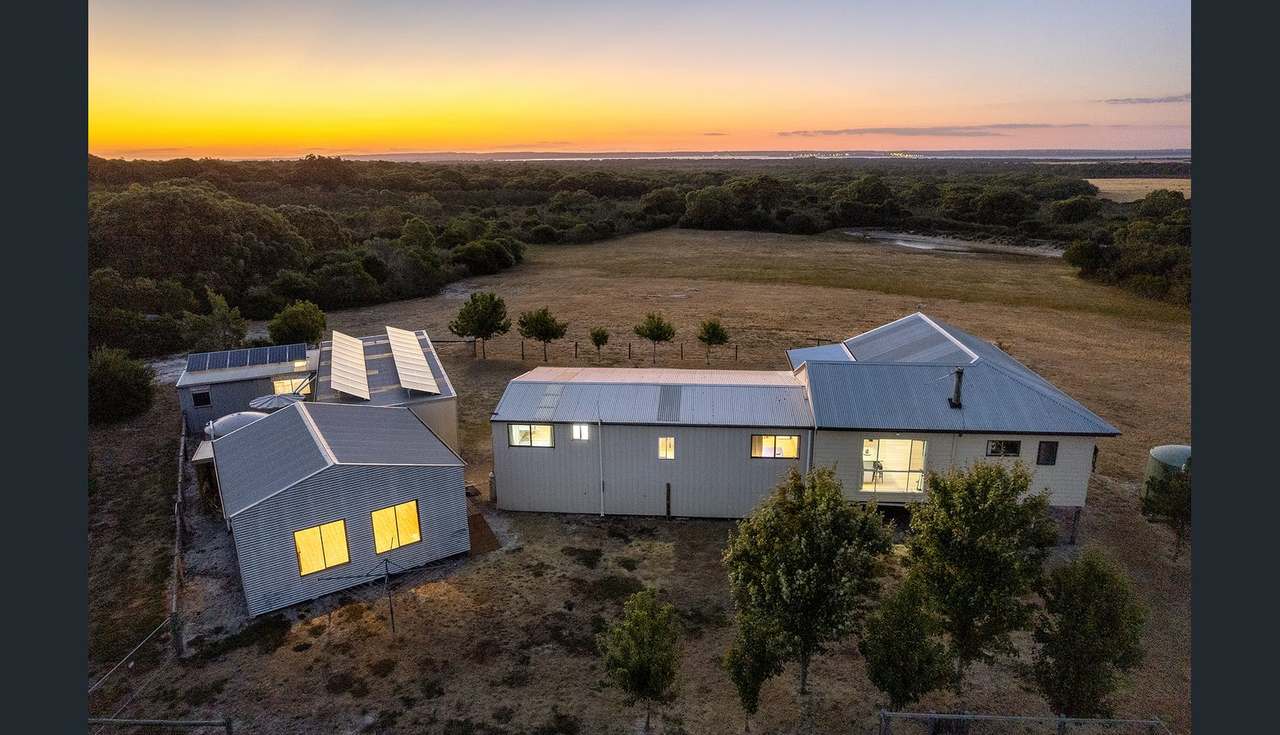 112 Scotts Lane, French Island For Sale by Farmbuy.com - image 31