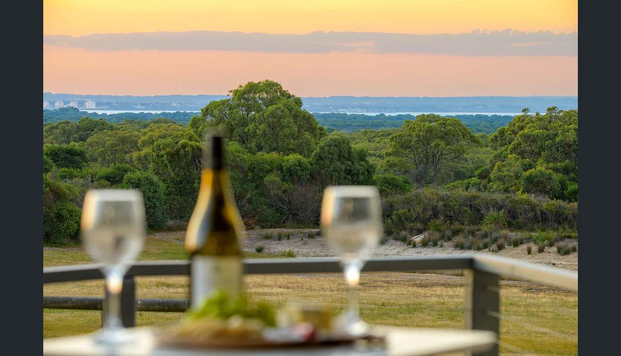 112 Scotts Lane, French Island For Sale by Farmbuy.com - image 3