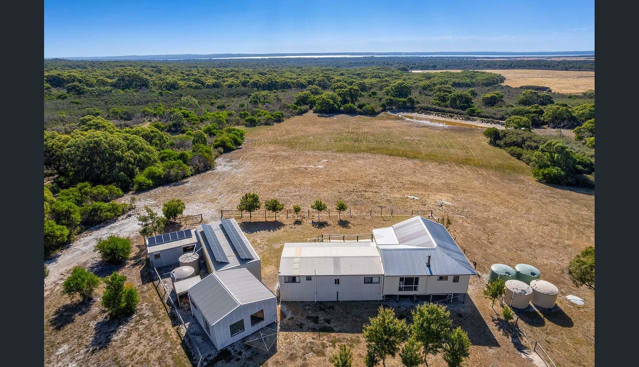 112 Scotts Lane, French Island For Sale by Farmbuy.com - image 29