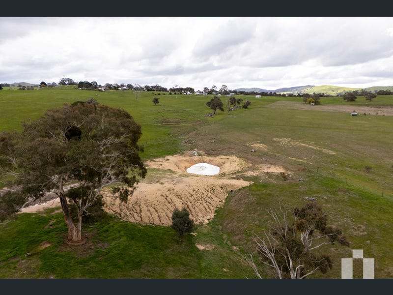 110 West Road, Pyalong For Sale by Farmbuy.com - image 4