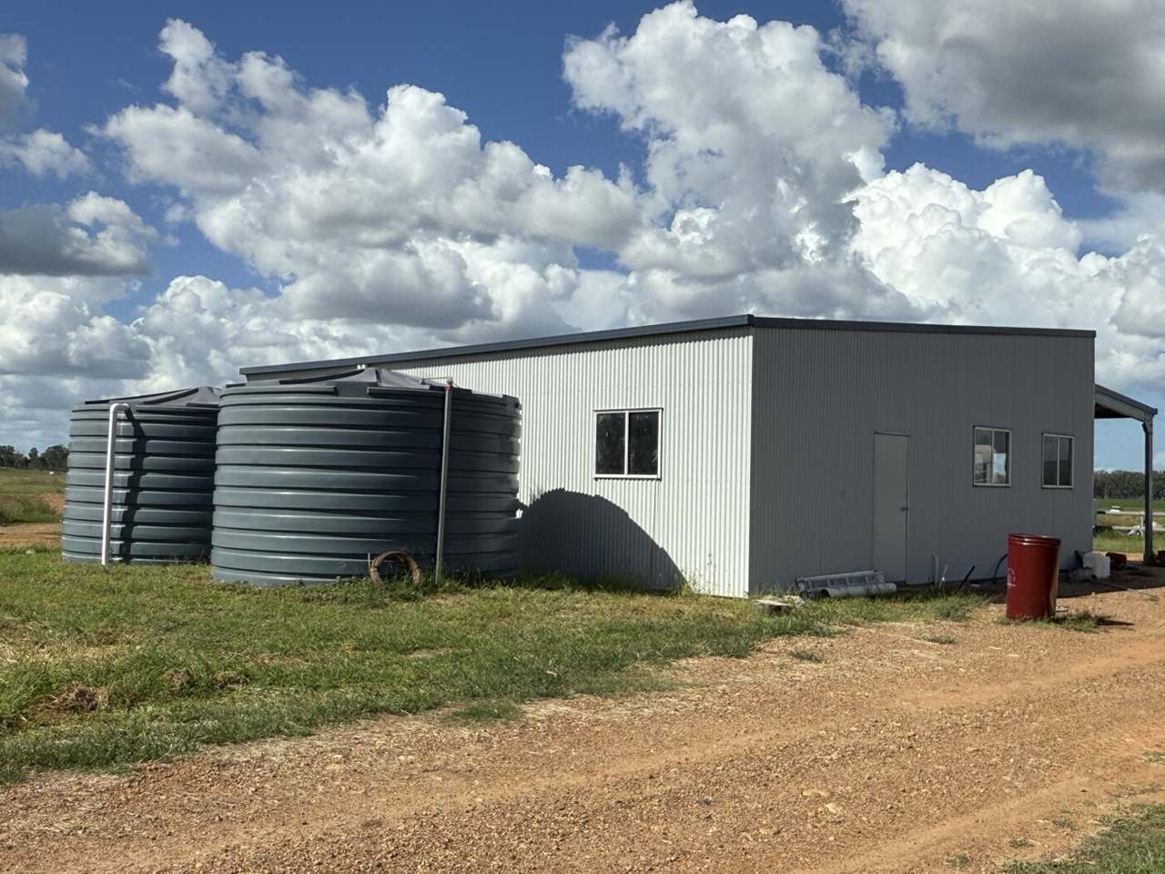 24962 Burnett Highway, Ceratodus For Sale by Farmbuy.com - image 2