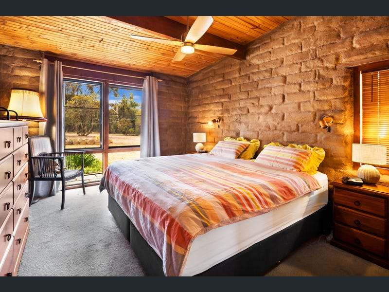 498 Caralulup Road, Lamplough For Sale by Farmbuy.com - image 14