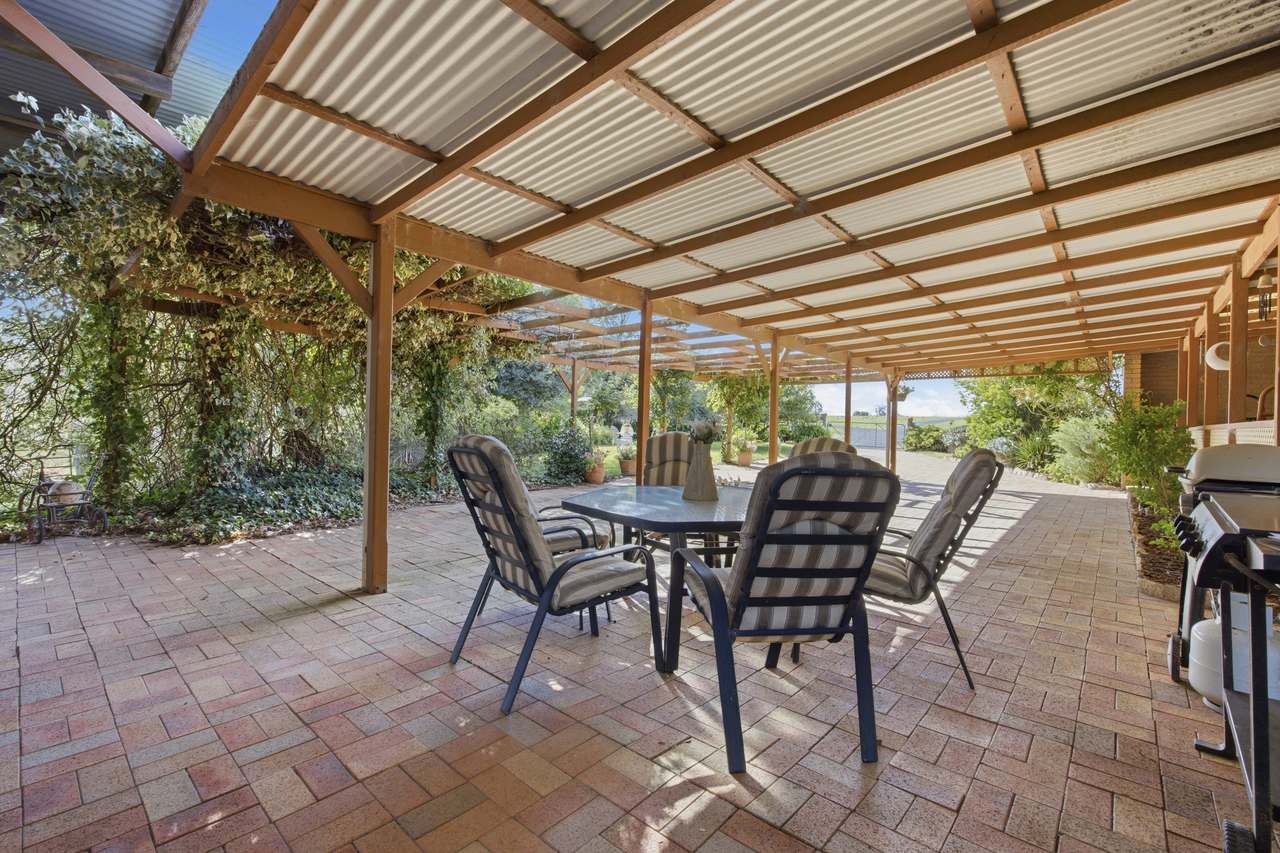 8815 Kings Highway, Bungendore For Sale by Farmbuy.com - image 24